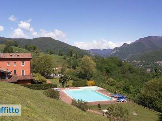 Appartamento arredato con piscina Salò