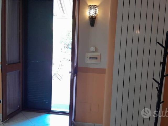 Appartamento arredato con posto auto