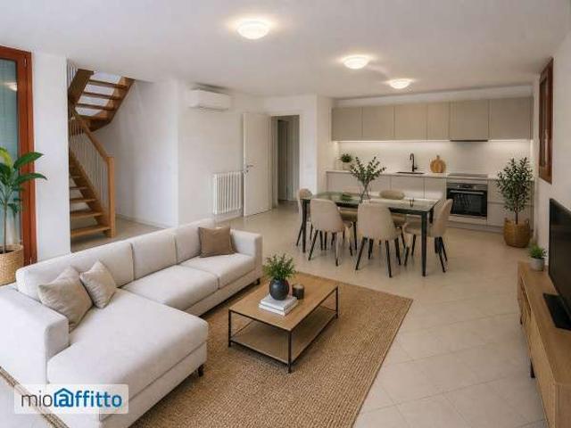Appartamento arredato con terrazzo Mure