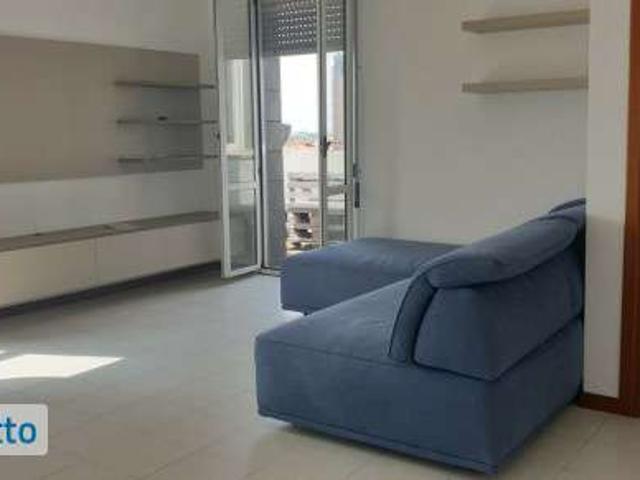 Appartamento arredato con terrazzo Murri