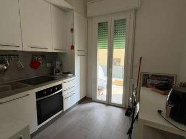 Appartamento arredato con terrazzo Murri