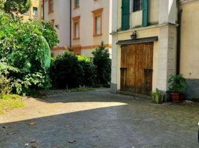 Appartamento arredato con terrazzo Mazzini