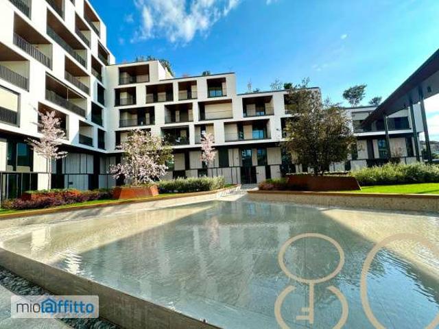 Appartamento arredato con terrazzo Milano