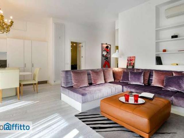 Appartamento arredato con terrazzo Milano