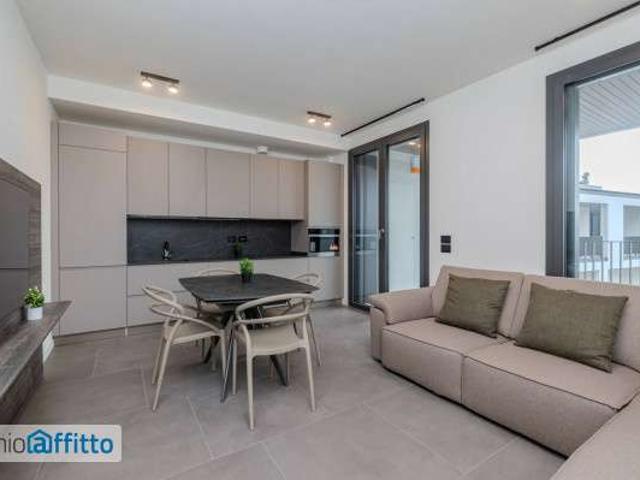 Appartamento arredato con terrazzo Milano