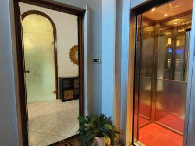 Appartamento arredato con terrazzo Mirafiori sud
