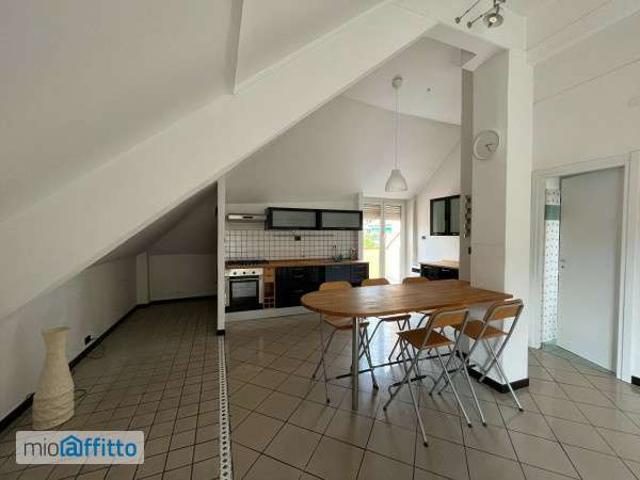 Appartamento arredato con terrazzo Molassana