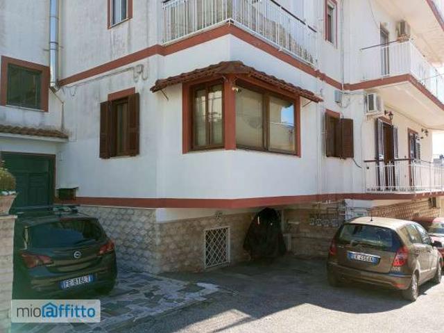 Appartamento arredato con terrazzo Monte Di Procida