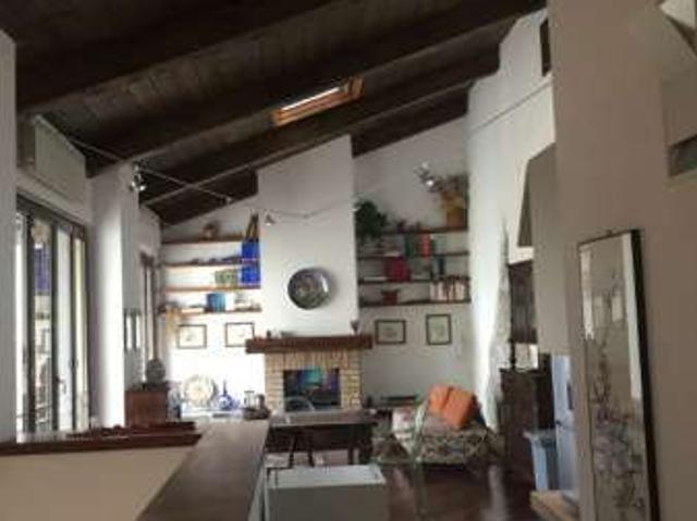 Appartamento arredato con terrazzo Mornico