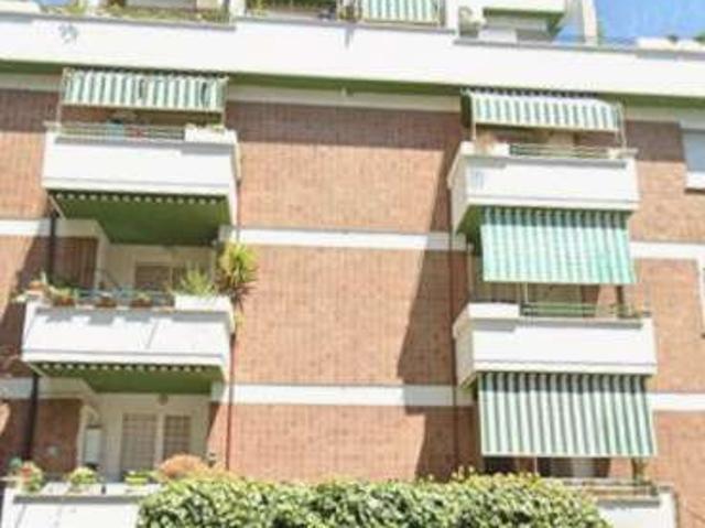 Appartamento arredato con terrazzo Nuovo salario, prati fiscali, monte sacro, talenti, vigne nuove, serpentara