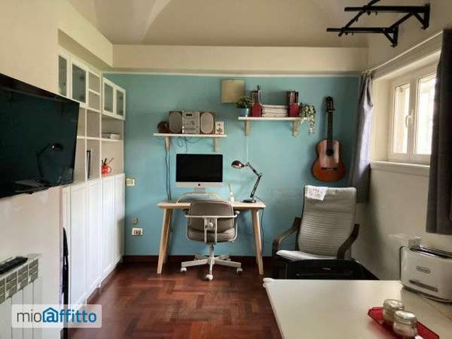 Appartamento arredato con terrazzo Napoli