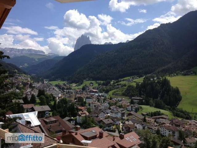 Appartamento arredato con terrazzo Ortisei