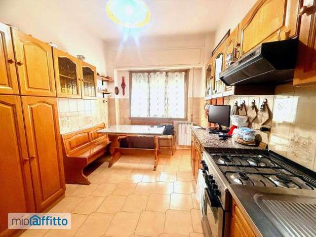 Appartamento arredato con terrazzo Acilia, vitinia, ostia antica, malafede, dragona delle borgate