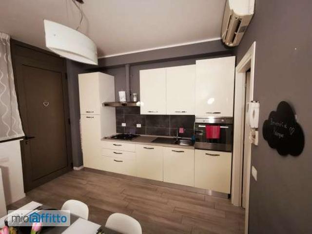 Appartamento arredato con terrazzo Affori, bovisa, niguarda, testi