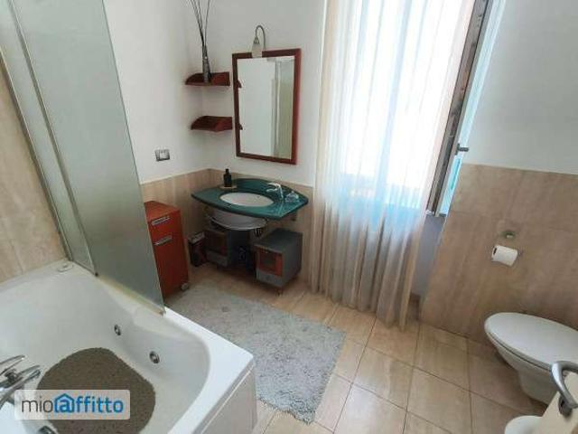 Appartamento arredato con terrazzo Alba