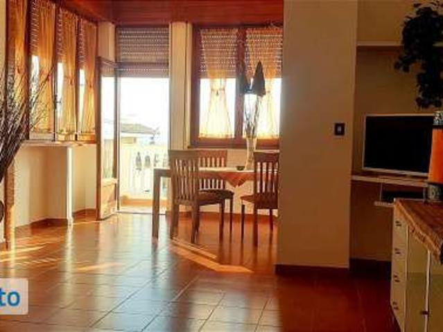 Appartamento arredato con terrazzo Ardea
