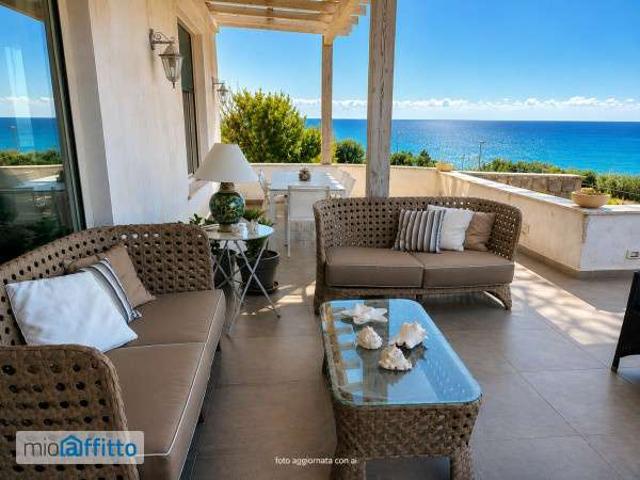 Appartamento arredato con terrazzo Arenella