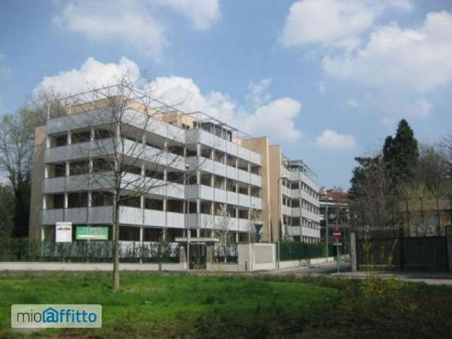 Appartamento arredato con terrazzo Baggio, forze armate, quinto romano