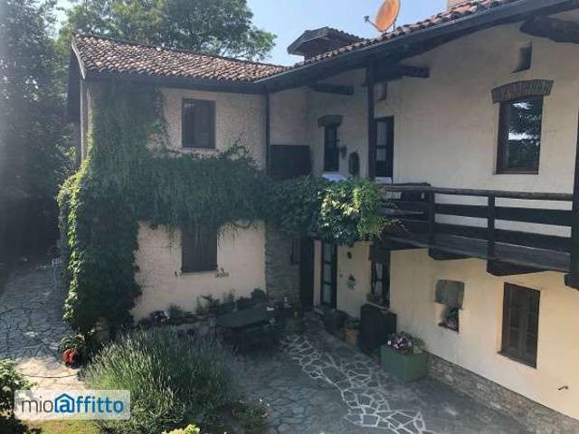 Appartamento arredato con terrazzo Barasso