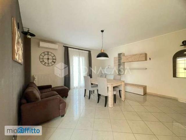 Appartamento arredato con terrazzo Bari