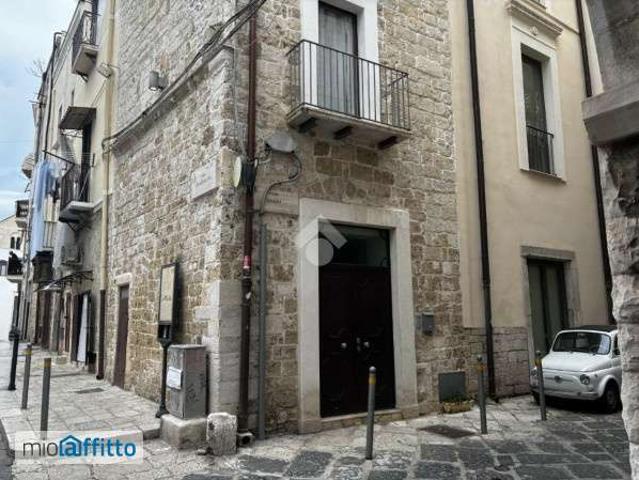 Appartamento arredato con terrazzo Bari