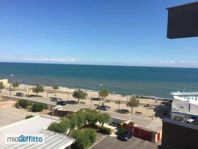 Appartamento arredato con terrazzo Bari