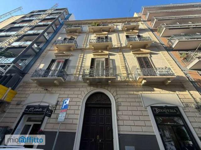 Appartamento arredato con terrazzo Bari