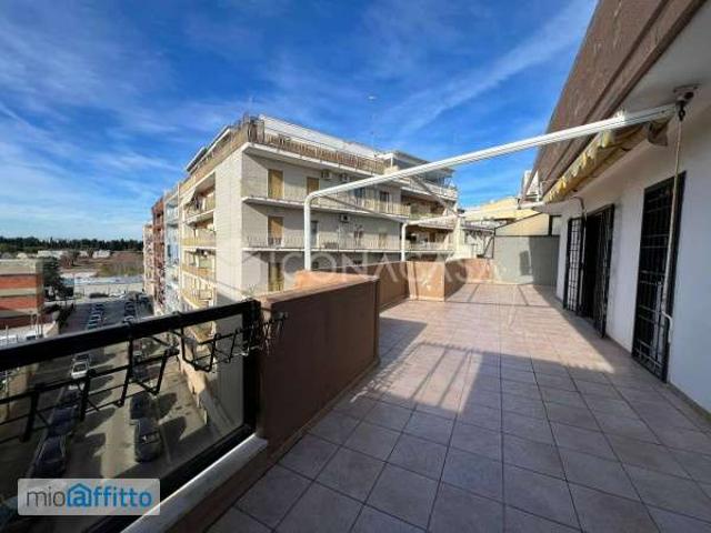 Appartamento arredato con terrazzo Bari