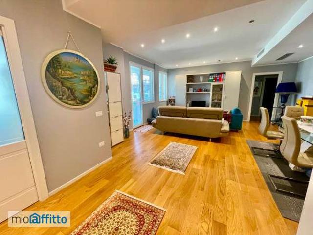 Appartamento arredato con terrazzo Bari