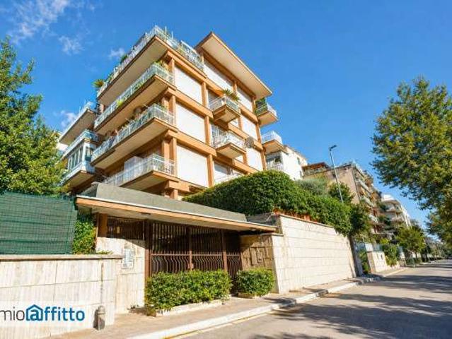 Appartamento arredato con terrazzo Boccea, torrevecchia, pineta sacchetti, selva candida, ottavia