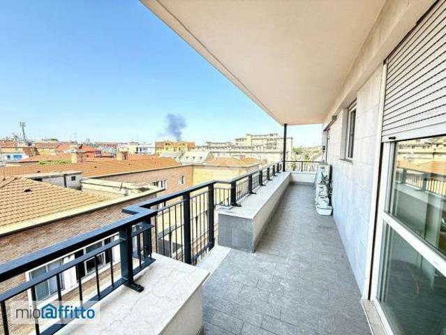 Appartamento arredato con terrazzo Bocconi, c.so italia, ticinese