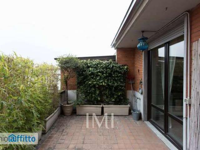 Appartamento arredato con terrazzo Bocconi, c.so italia, ticinese