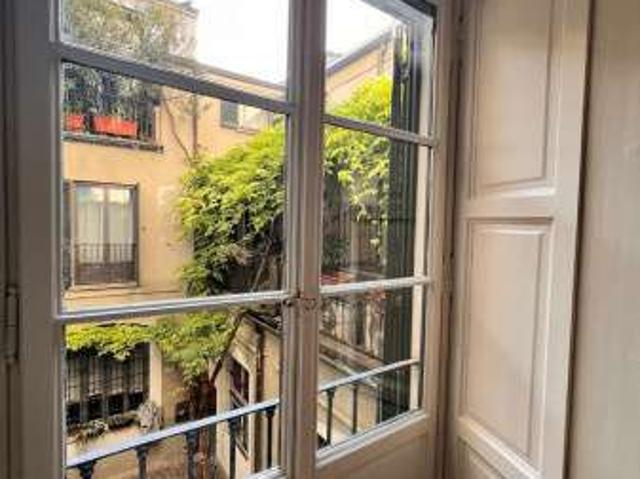 Appartamento arredato con terrazzo Bocconi, c.so italia, ticinese