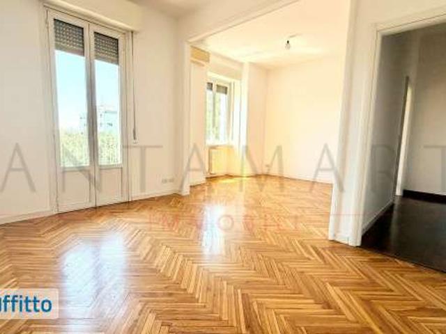 Appartamento arredato con terrazzo Bocconi, c.so italia, ticinese