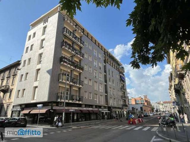 Appartamento arredato con terrazzo Bocconi, c.so italia, ticinese