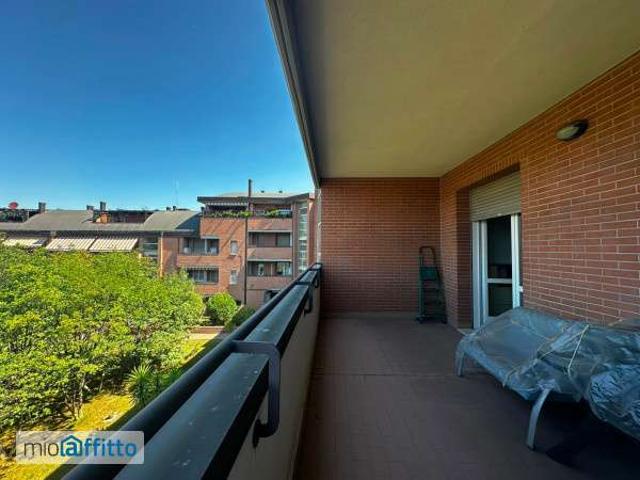 Appartamento arredato con terrazzo Bolognina
