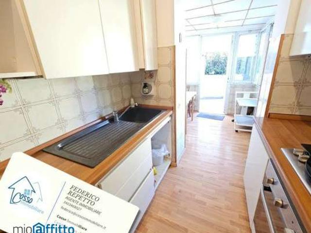 Appartamento arredato con terrazzo Bolzaneto