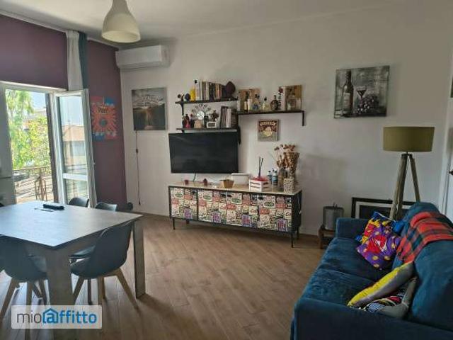 Appartamento arredato con terrazzo Borghesiana, finocchio, tor bella monaca, torre angela