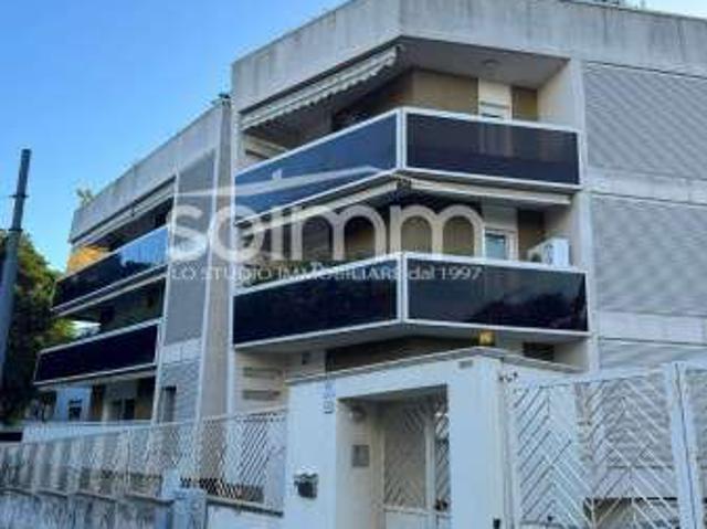 Appartamento arredato con terrazzo Cagliari
