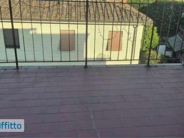 Appartamento arredato con terrazzo Campo di marte