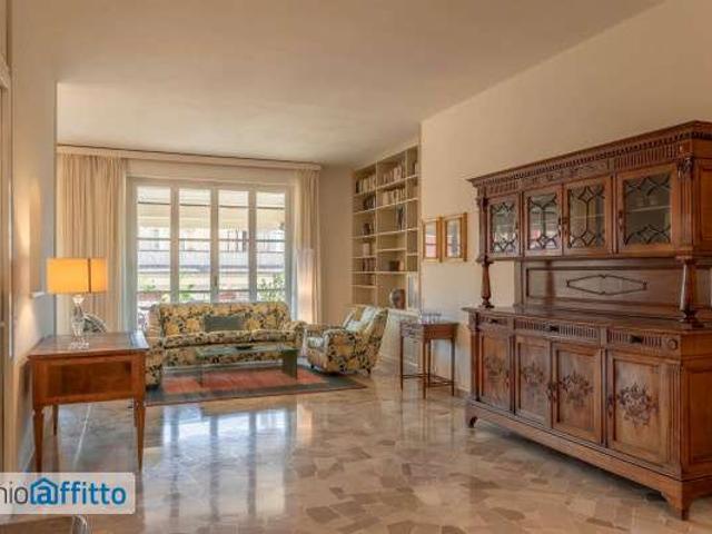 Appartamento arredato con terrazzo Campo di marte