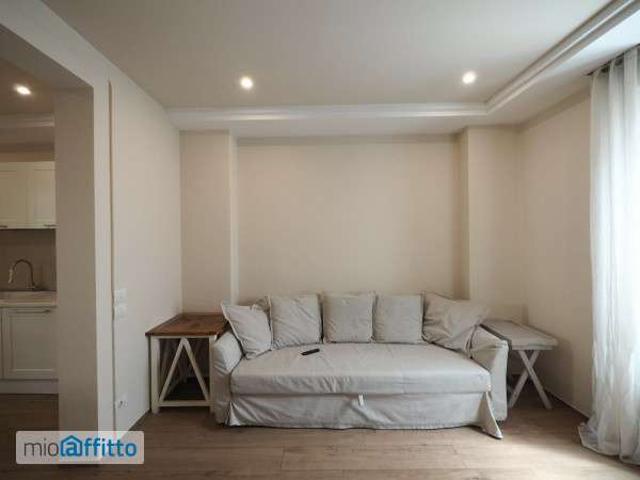 Appartamento arredato con terrazzo Campo di marte