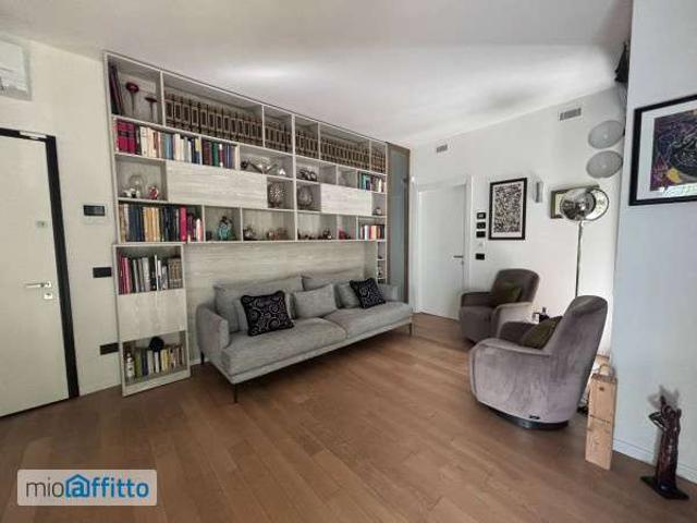 Appartamento arredato con terrazzo Campo di marte