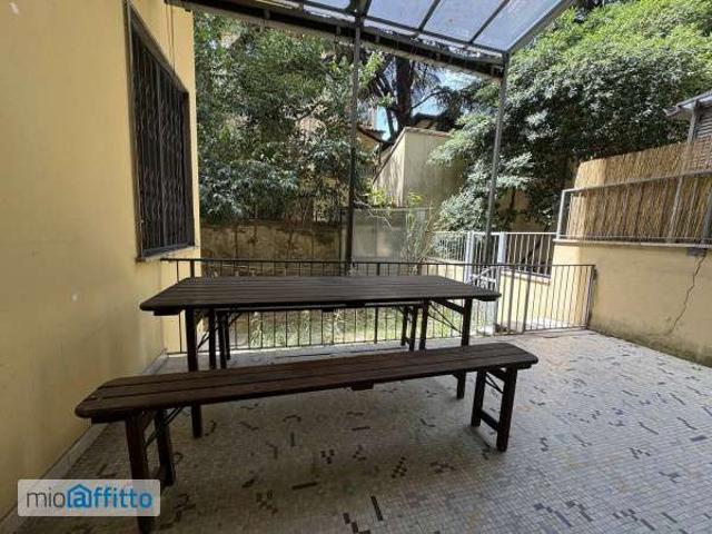 Appartamento arredato con terrazzo Campo di marte