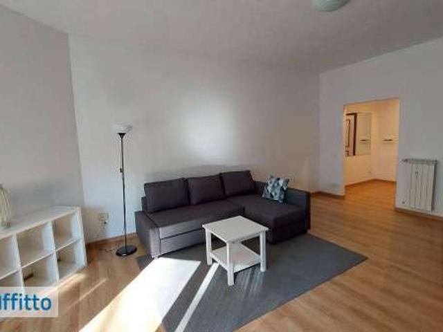 Appartamento arredato con terrazzo Cassia, tomba di nerone, roma