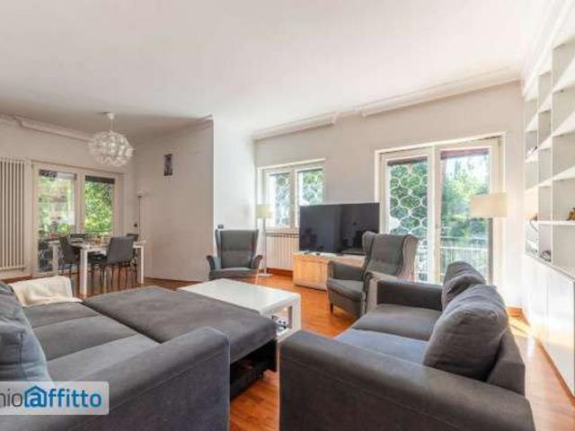 Appartamento arredato con terrazzo Cassia, tomba di nerone, roma