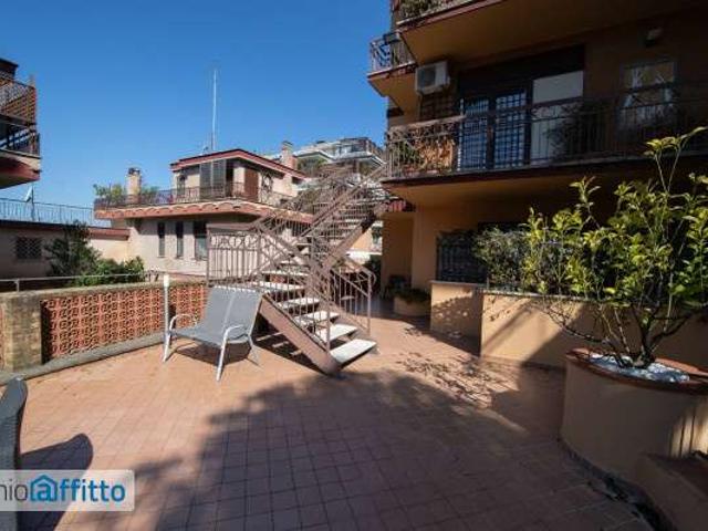 Appartamento arredato con terrazzo Cassia, tomba di nerone, roma