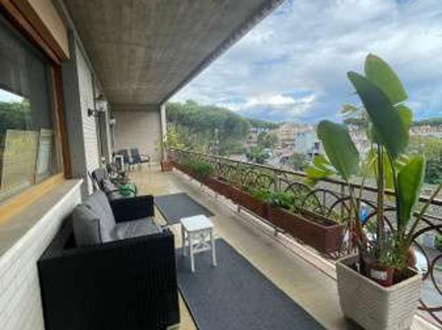 Appartamento arredato con terrazzo Cassia, tomba di nerone, roma