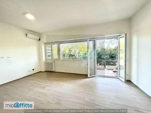 Appartamento arredato con terrazzo Cassia, tomba di nerone, roma