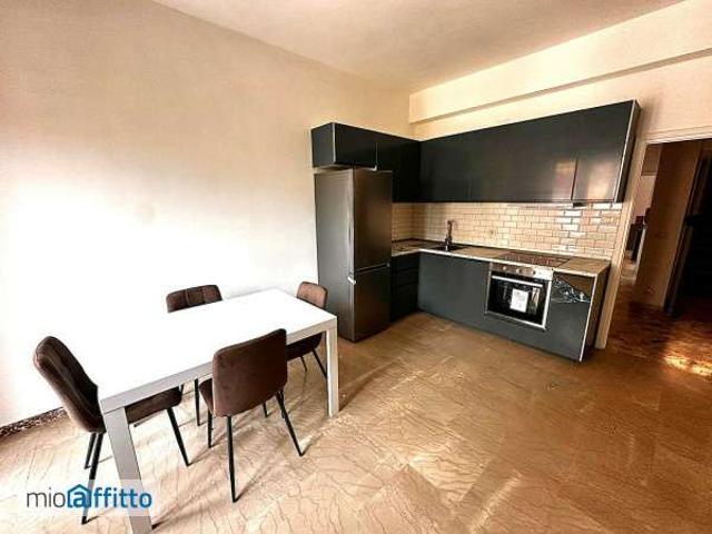 Appartamento arredato con terrazzo Cassia, tomba di nerone, roma